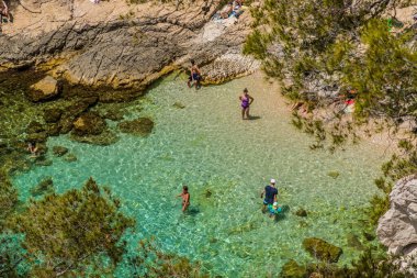 Marsilya Fransa 'da Calanques manzarası
