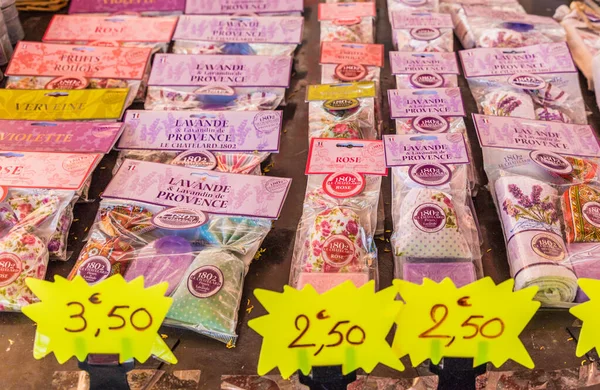 Cours Saleya mercado em Nice França — Fotografia de Stock