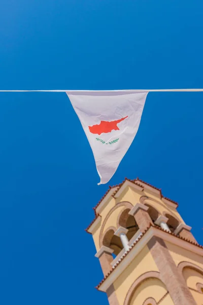 Eine typische Ansicht in paralimni zypern — Stockfoto