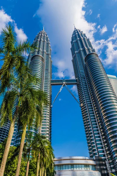 Petronas Zwillingstürme in Kuala Lumpur — Stockfoto