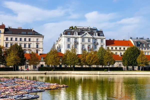 Бельведерский дворец и сад в Вене, Австрия — стоковое фото