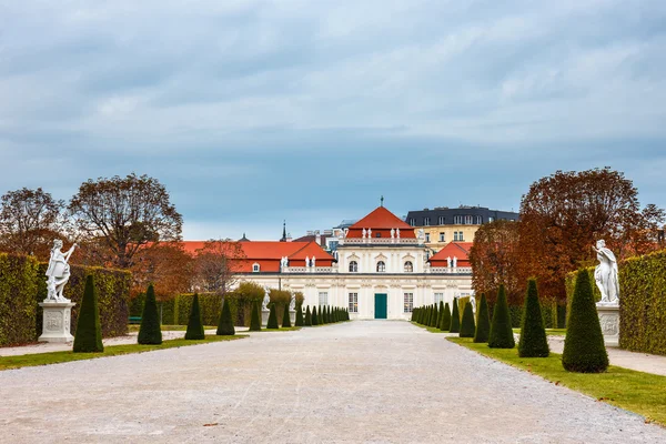 Belvedere palace and garden in Vienna, Austria — Stock Photo, Image