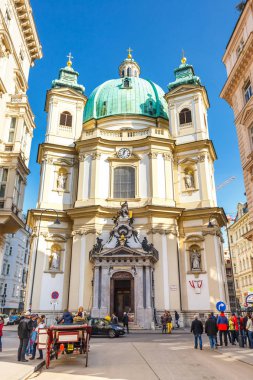 Viyana, Avusturya, 15 Ekim 2016: Turist Graben sokakta, Viyana, Avusturya, en ünlü caddelerinden biri