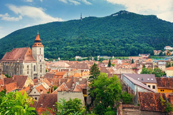 Flygfoto över den gamla staden, brasov, Transylvanien, Rumänien — Stockfoto