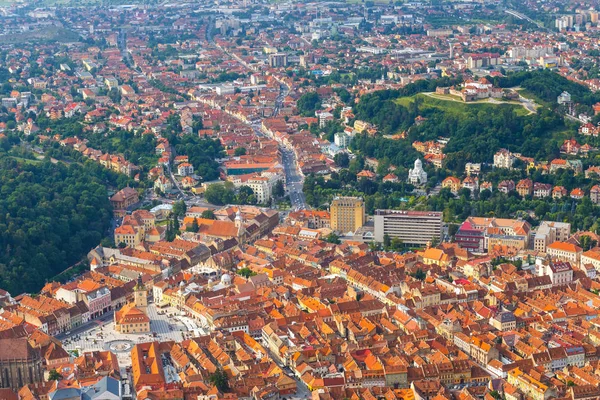 Vue aérienne de la vieille ville, Brasov, Transylvanie, Roumanie — Photo