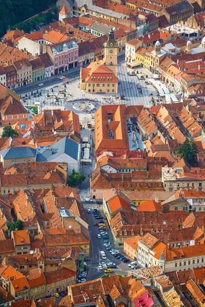 Flygfoto över den gamla staden, brasov, Transylvanien, Rumänien — Stockfoto