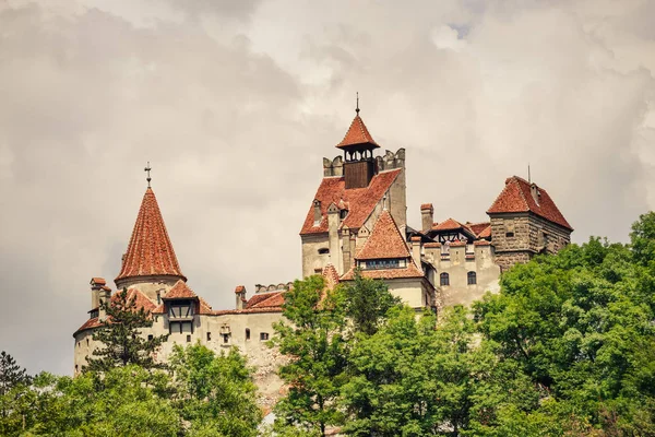 Slottet Bran också känd för myten om Dracula, Rumänien — Stockfoto