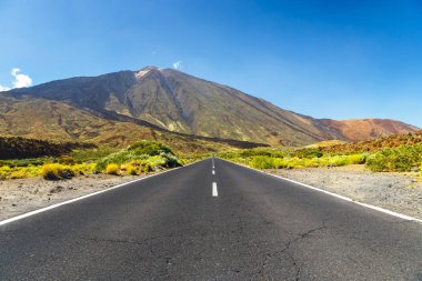 Tenerife Adası, İspanya dağlarda yönlendirmek