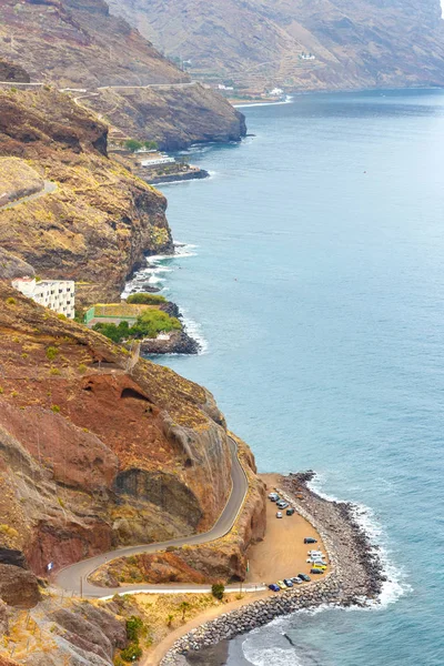 Gaviotas Beach och vägen till San Andres i Teneriffa, Kanarieöarna, Spanien — Stockfoto