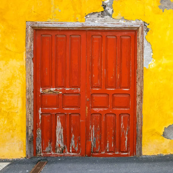 一张照片的色彩缤纷的前门房子 — 图库照片