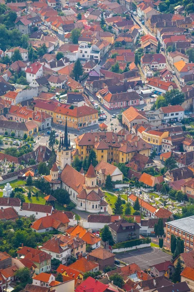 Letecký pohled na staré město, Brašov, Sedmihradsko, Rumunsko — Stock fotografie