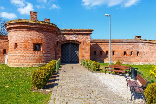 Vista das fortificações no porto de Kolobrzeg, Pomerânia Ocidental, Polónia — Fotografia de Stock