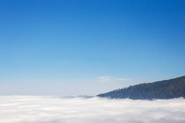 Φυσική ουρανό και τα σύννεφα, εθνικό πάρκο Teide, Τενερίφη, Ισπανία — Φωτογραφία Αρχείου
