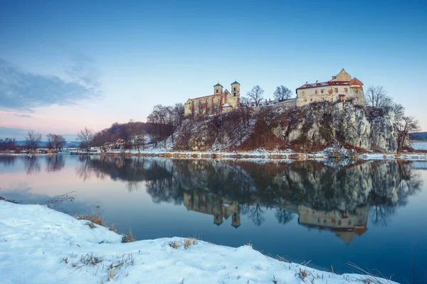 Bencés kolostor Tyniec közelében Krakkó, Lengyelország — Stock Fotó