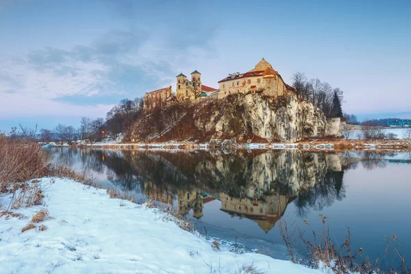 Mosteiro beneditino em Tyniec perto de Cracóvia, Polónia — Fotografia de Stock