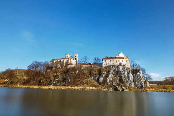 ポーランド、クラクフの近く tyniec でベネディクト会修道院 — ストック写真