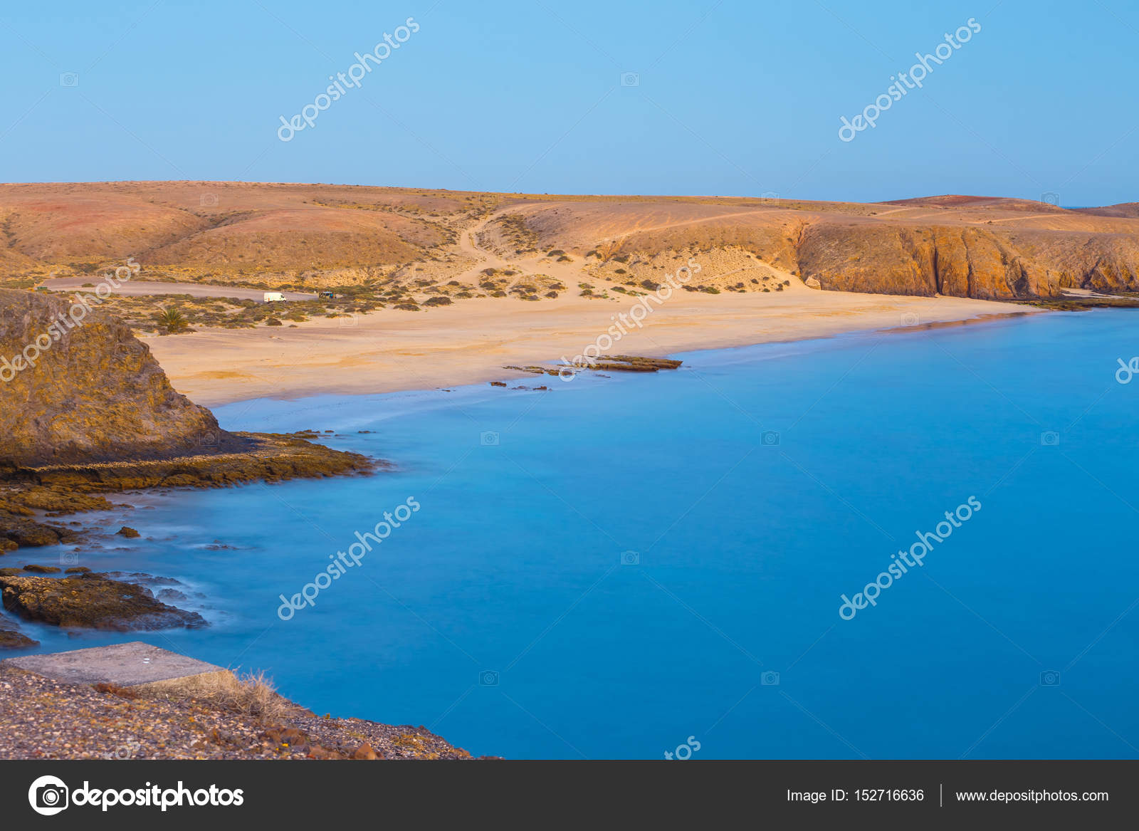 Plage De Papagayo Au Coucher Du Soleil Lîle De Lanzarote