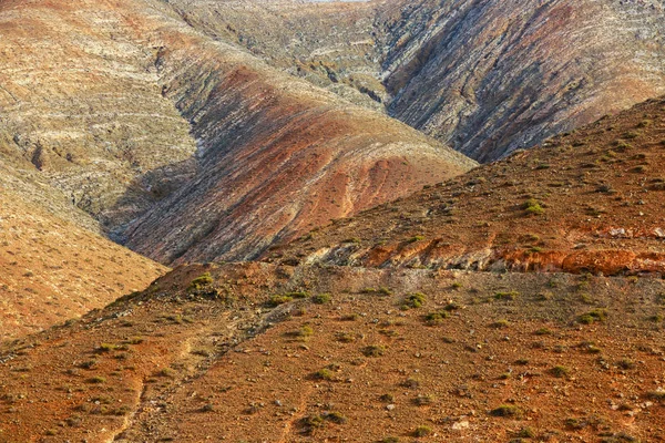 Montanhas de Betancuria, na parte sul da ilha das Canárias Fuerteventura, Espanha — Fotografia de Stock