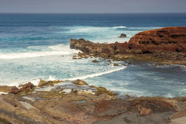 Grüne lagune bei el golfo, lanzarote insel, spanien — Stockfoto