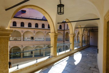 Pieskowa Skala, Polonya, 14 Mayıs 2017: Royal Castle Pieskowa Skala yakınındaki Krakow, Polonya