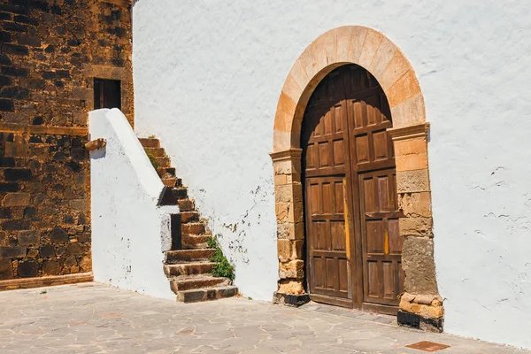 Church of Our Lady of Candelaria in La Oliva, Fuerteventura Island, Spain — Stock Photo, Image