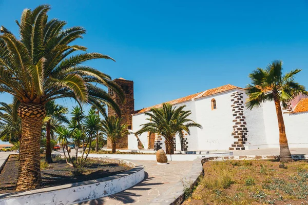 ラ オリーバ、フェルテベントゥラ島、スペインのカンデラリアの聖母教会 — ストック写真
