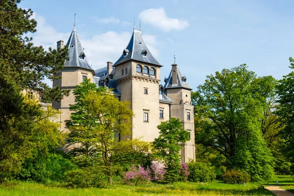 Castello in stile rinascimentale situato a Goluchow vicino a Kalisz, Polonia — Foto Stock