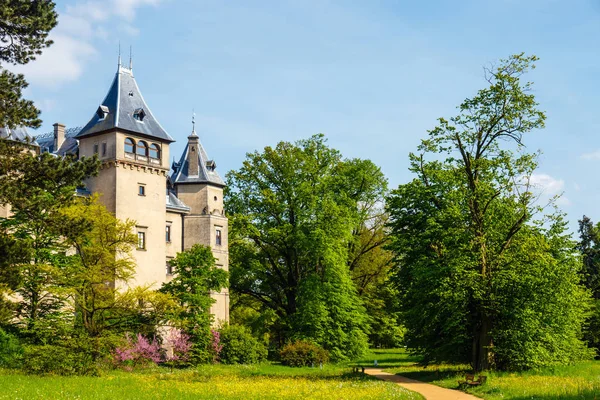 Renaissance style castle located in Goluchow near Kalisz, Poland — Stock Photo, Image