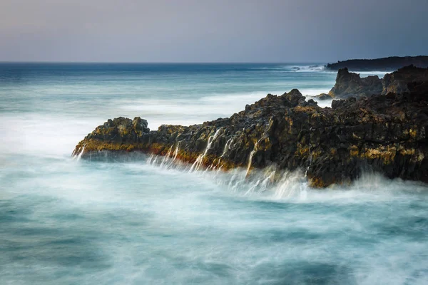 Долгожданный снимок побережья в Льяроте, Лос-Эрвидерос, Испания — стоковое фото