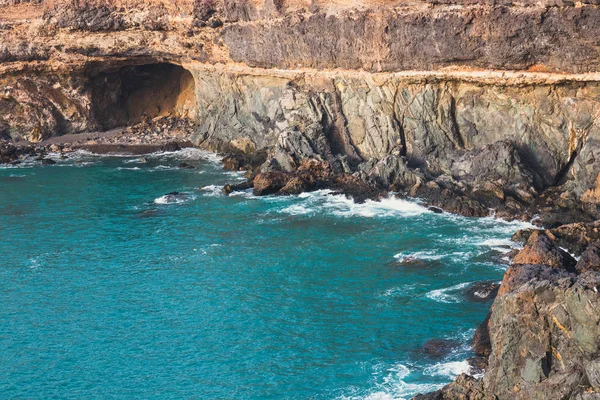 Grotte vicino al villaggio di Ajuy a Fuerteventura, Isole Canarie, Spagna — Foto Stock
