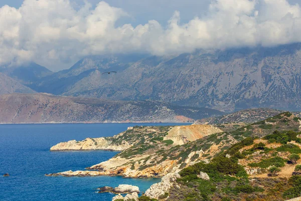 Beautiful greek seascape at sunny day. Place of north Crete, east of Agios Nikolaos — Stock Photo, Image