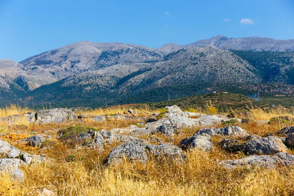 Πανέμορφο ορεινό τοπίο της Κρήτης κοντά στα Μάλια, Ελλάδα — Φωτογραφία Αρχείου
