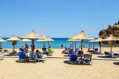 Girit Adası, Yunanistan, 11 Haziran 2017: Vai ünlü kumsalda güzel palm orman east Crete, Yunanistan