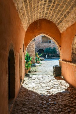 Geçit Batı kapısında Arkadi Manastırı, Arkadi, Crete, Yunanistan