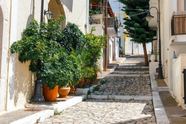Adımları Sitia Town, Crete island, Yunanistan ile sokak
