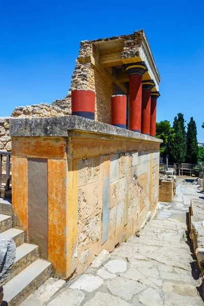 Doğal kalıntıları Minos Palace Knossos Girit, Yunanistan — Stok fotoğraf