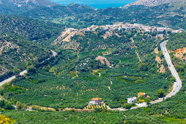 Πανέμορφο ορεινό τοπίο, κοντά στο χωριό Κριτσά, το οροπέδιο του καθαρού, Κρήτη, Ελλάδα — Φωτογραφία Αρχείου