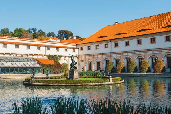 Wallenstein palais derzeit Sitz des tschechischen senats in Prag, Tschechische Republik — Stockfoto