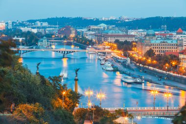 Görünümü Vltava Nehri ve köprüler Prag, Çek Cumhuriyeti