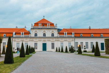 Günbatımı üzerinde Belvedere Sarayı Viyana, Avusturya 