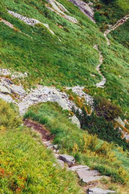 Beş göller vadinin içinde yüksek Tatra Dağları, Polonya havadan görünümü