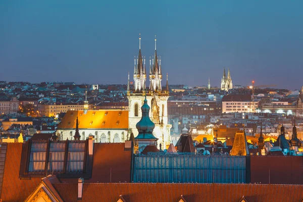 Letecký pohled na centrum Prahy, hlavního města České republiky — Stock fotografie