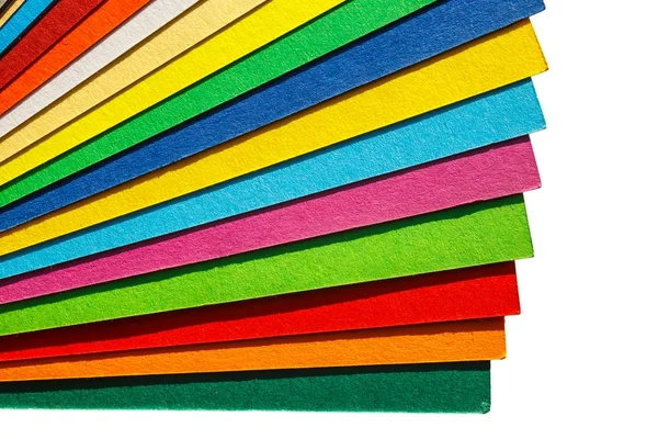 Renkli kağıt beyaz zemin üzerine izole kapatmak — Stok fotoğraf