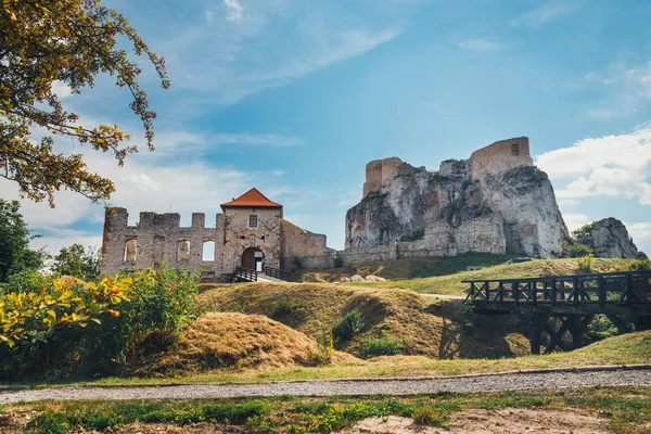 Ruinerna av Rabsztyn slott nära Krakow, Polen — Stockfoto