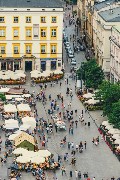 Cracovia, Polonia, 14 de agosto de 2016: Vista aérea sobre la plaza central de Cracovia, Polonia —  Fotos de Stock