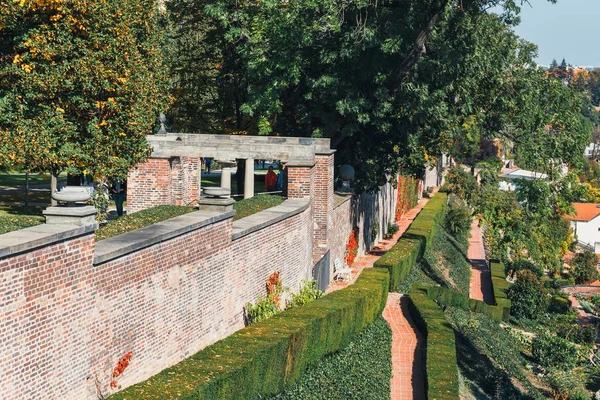 Giardino Furstenberg nel Castello di Praga è più grande della terrazza del palazzo — Foto Stock