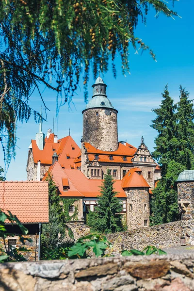 Czocha 성, 남서 폴란드에 Czocha의 마을에 방어 성 — 스톡 사진