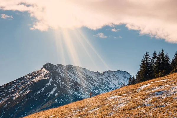 Horská krajina s sníh, hory, Polsko — Stock fotografie