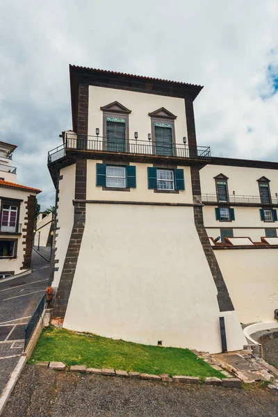 Svatého Laurence palác ve městě Funchal na portugalském ostrově Madeira — Stock fotografie