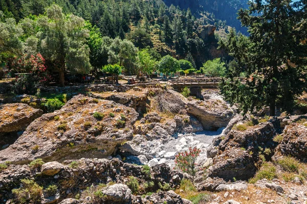 Κρήτη, Ελλάδα, 26 Μαΐου 2016: Εκτοπισμένων χωριό της Σαμαριάς στο φαράγγι της Σαμαριάς στην κεντρική Κρήτη, Ελλάδα — Φωτογραφία Αρχείου